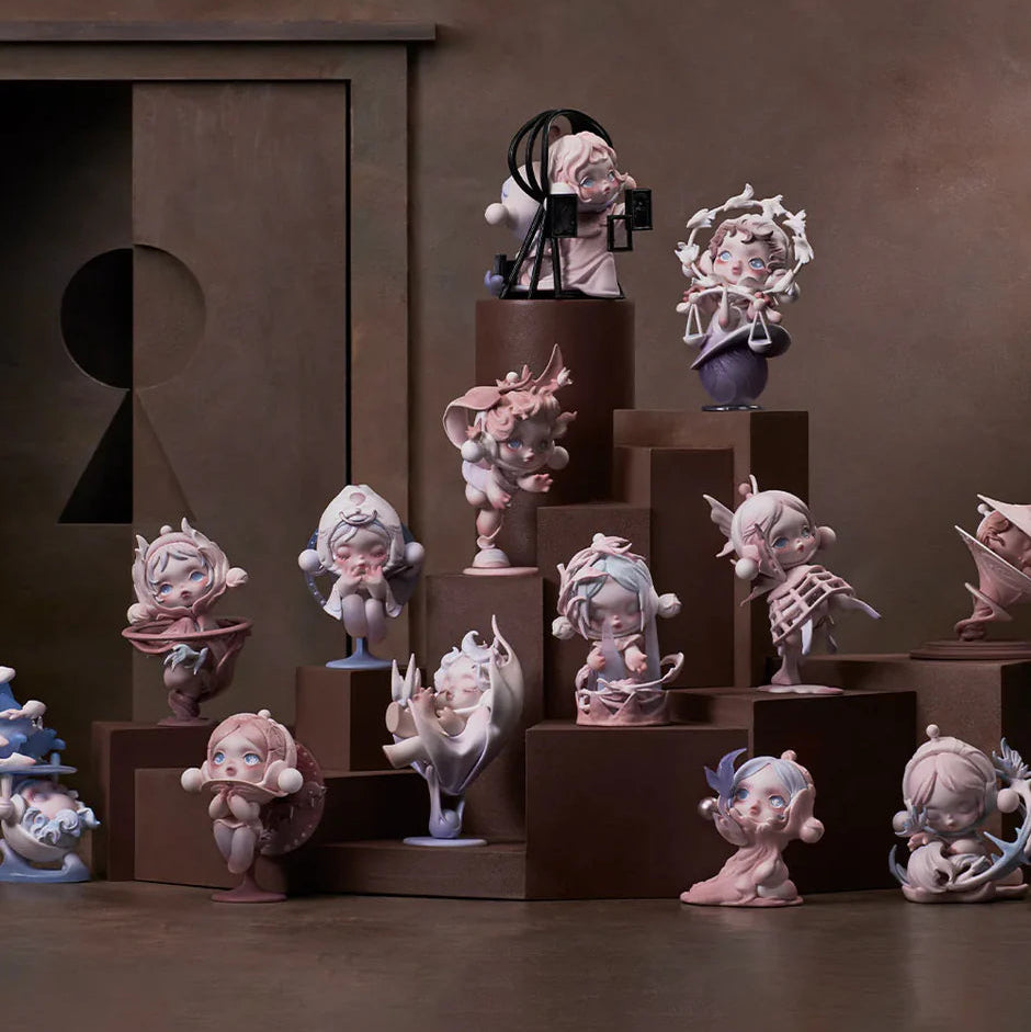 POP MART: SKULLPANDA The Paradox Series Figure