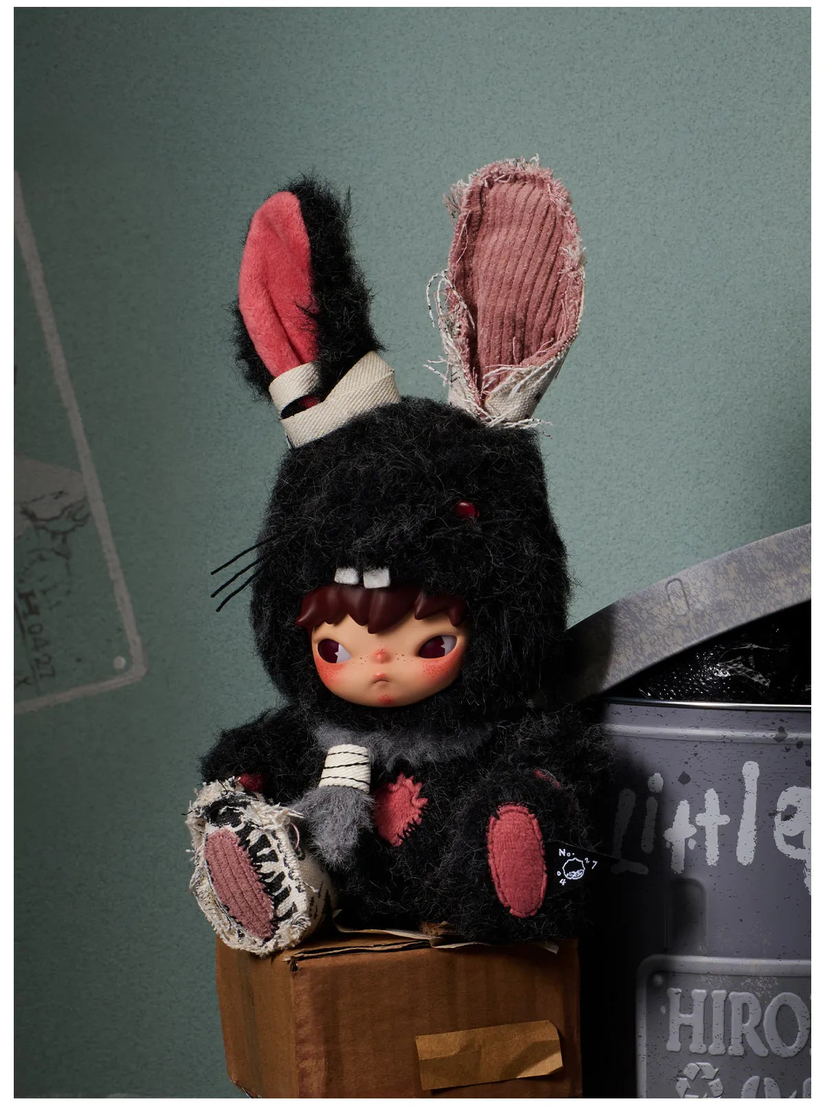 POP MART: Hirono Little Hare Plush Doll Pendant
