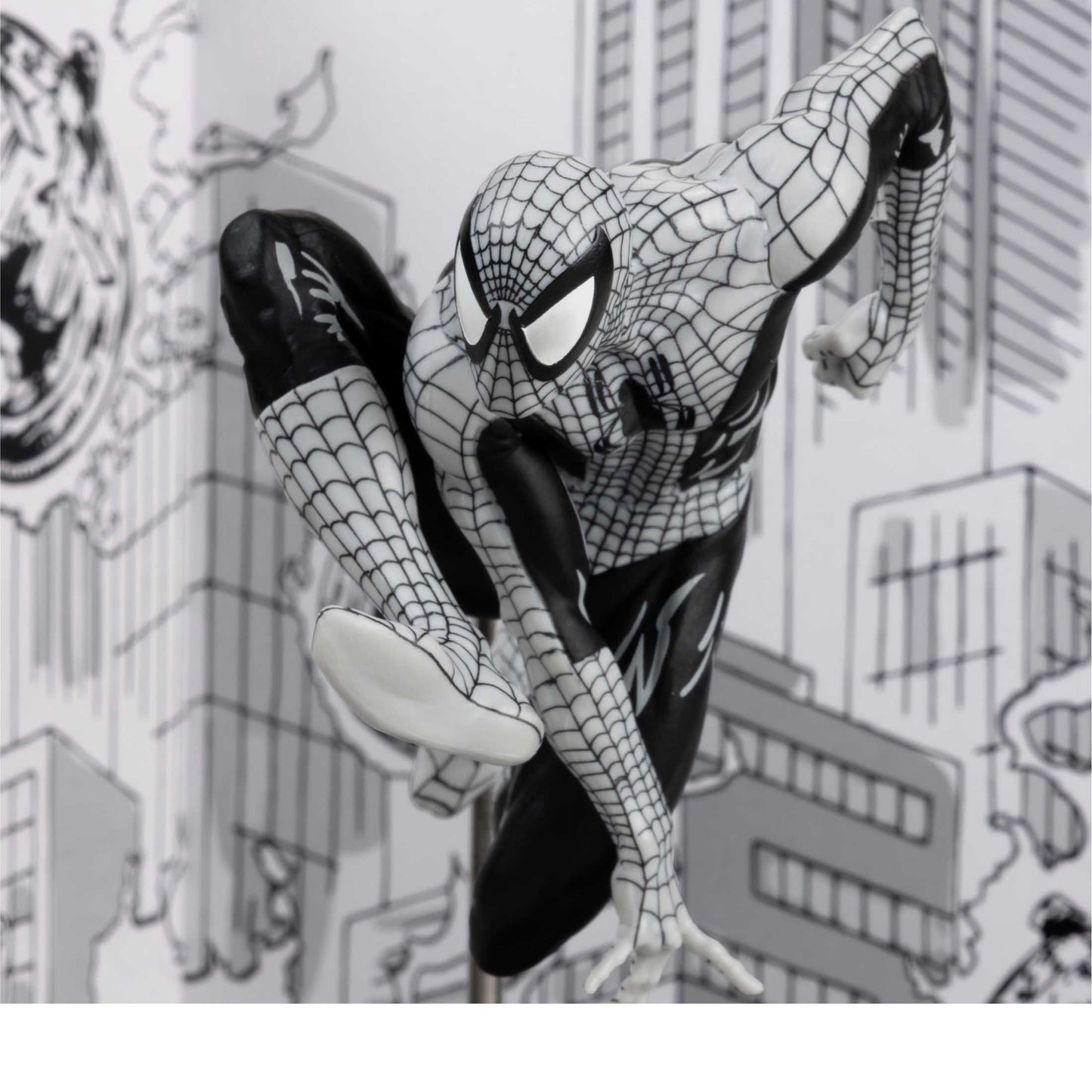 Spider-Man Line-Art (Spider-Man #6) Gold Label 1/10th Scale Posed Figure