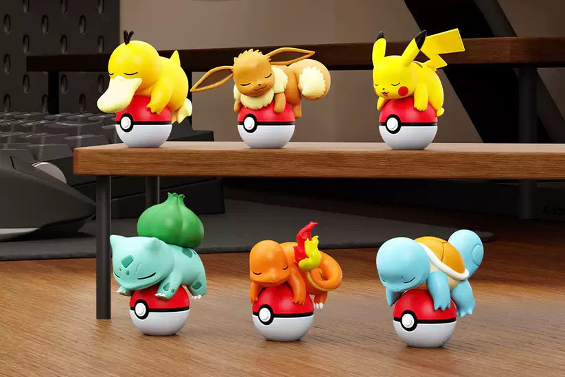 Pokémon: Luminous Poké Ball Series Mini Figurine