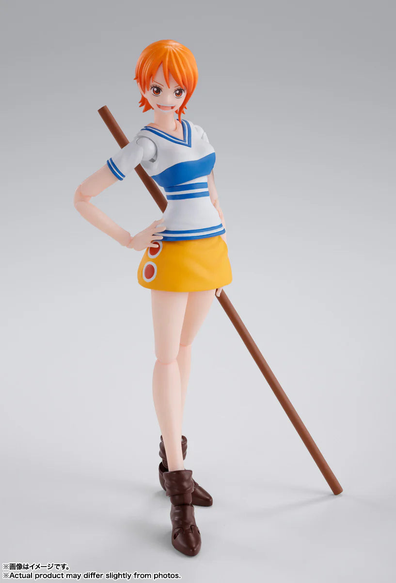 S.H.Figuarts - One Piece: Nami (Romance Dawn)